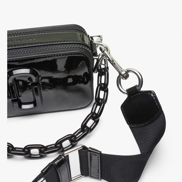 Marc Jacobs The Snapshot Black Patent Leather Camera Bag - Picture 5 of 8